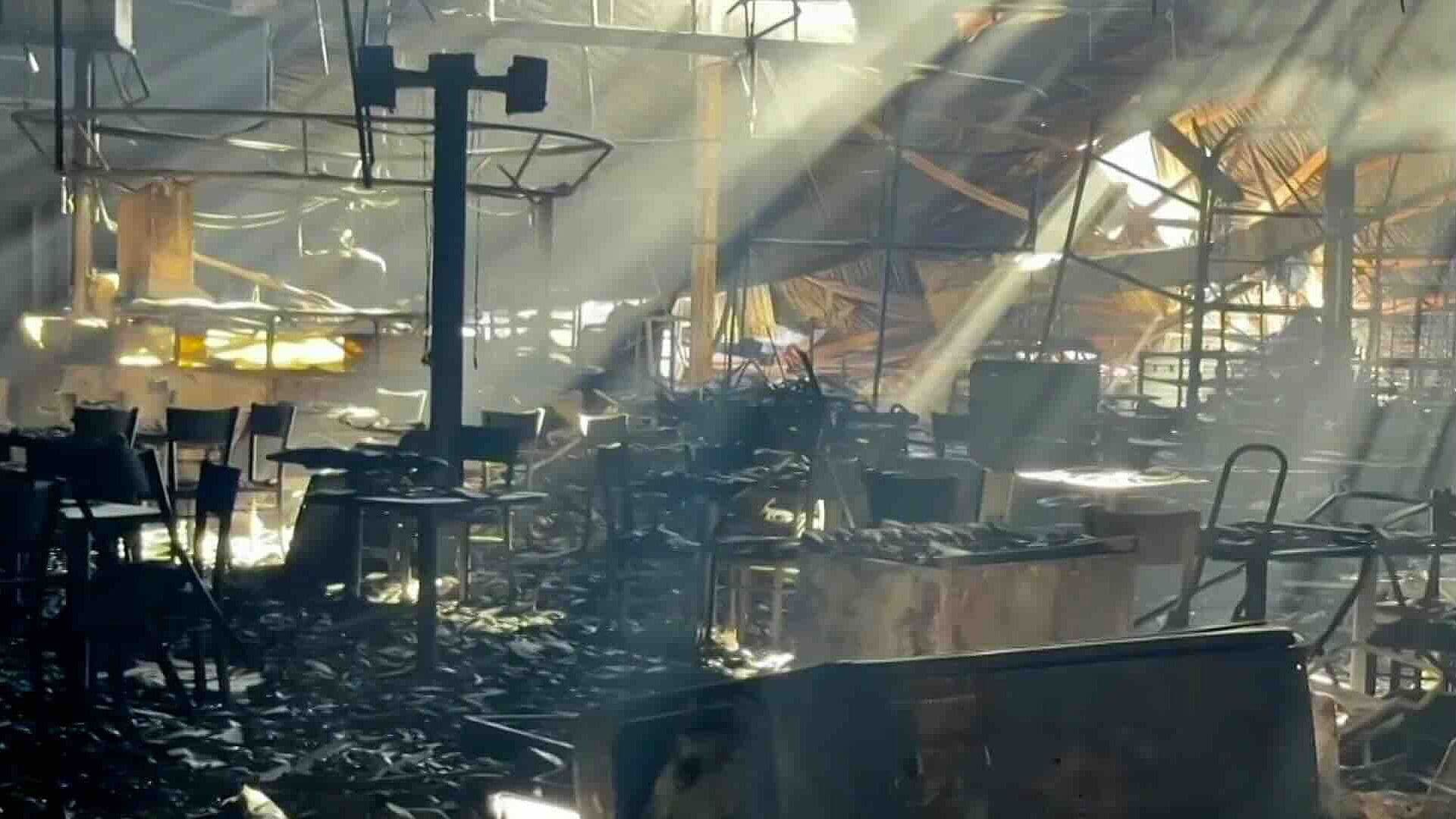 Incendio en Plaza Comercial Deja 6 Muertos en Los Mochis, Sinaloa