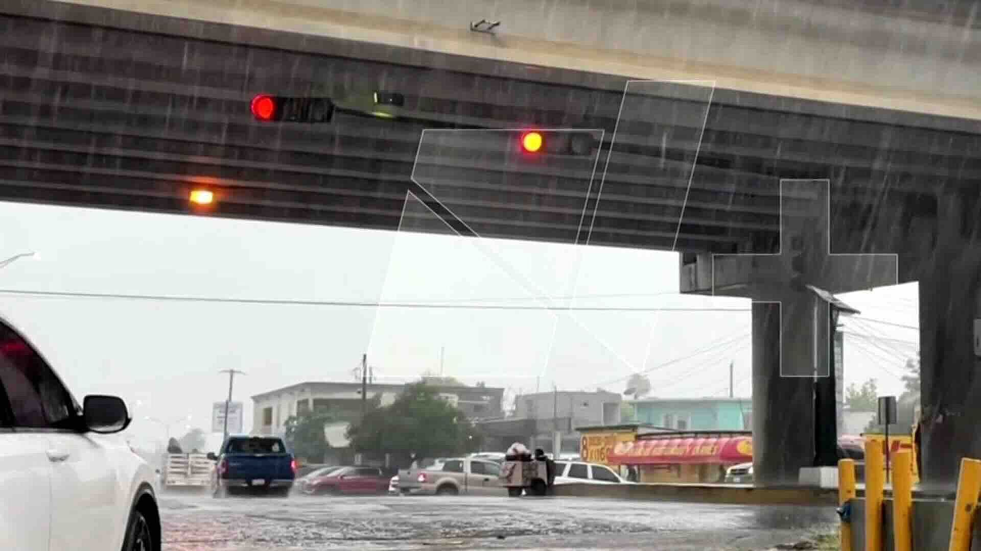 Fuertes Lluvias Dejan Inundaciones y Caos Vial en Varias Entidades de México