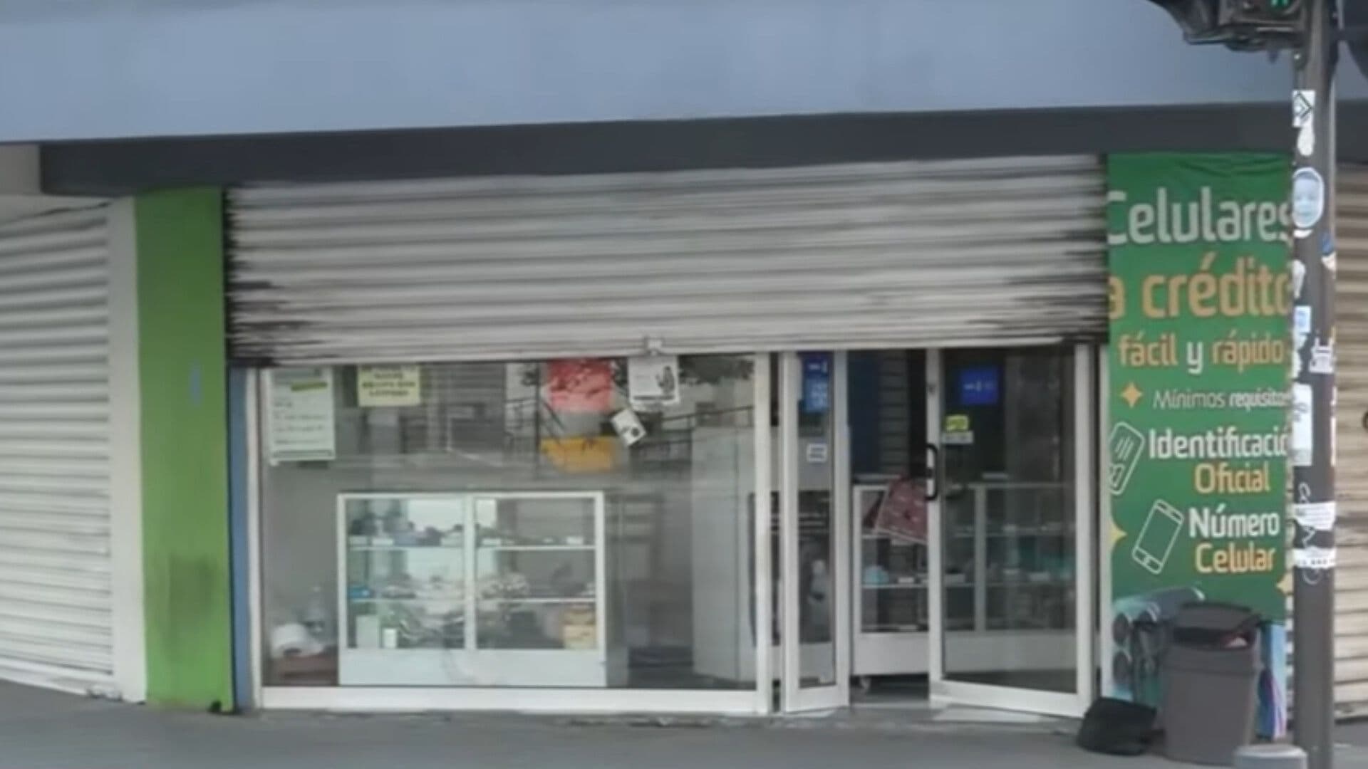 Reportan Presunto Robo a Local de Celulares en el Centro de Monterrey