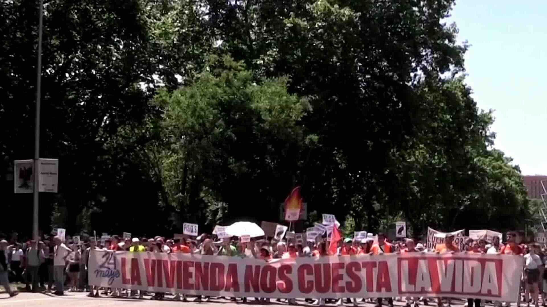 Miles Protestaron Contra Crisis de Vivienda y Altos Alquileres en Madrid, España