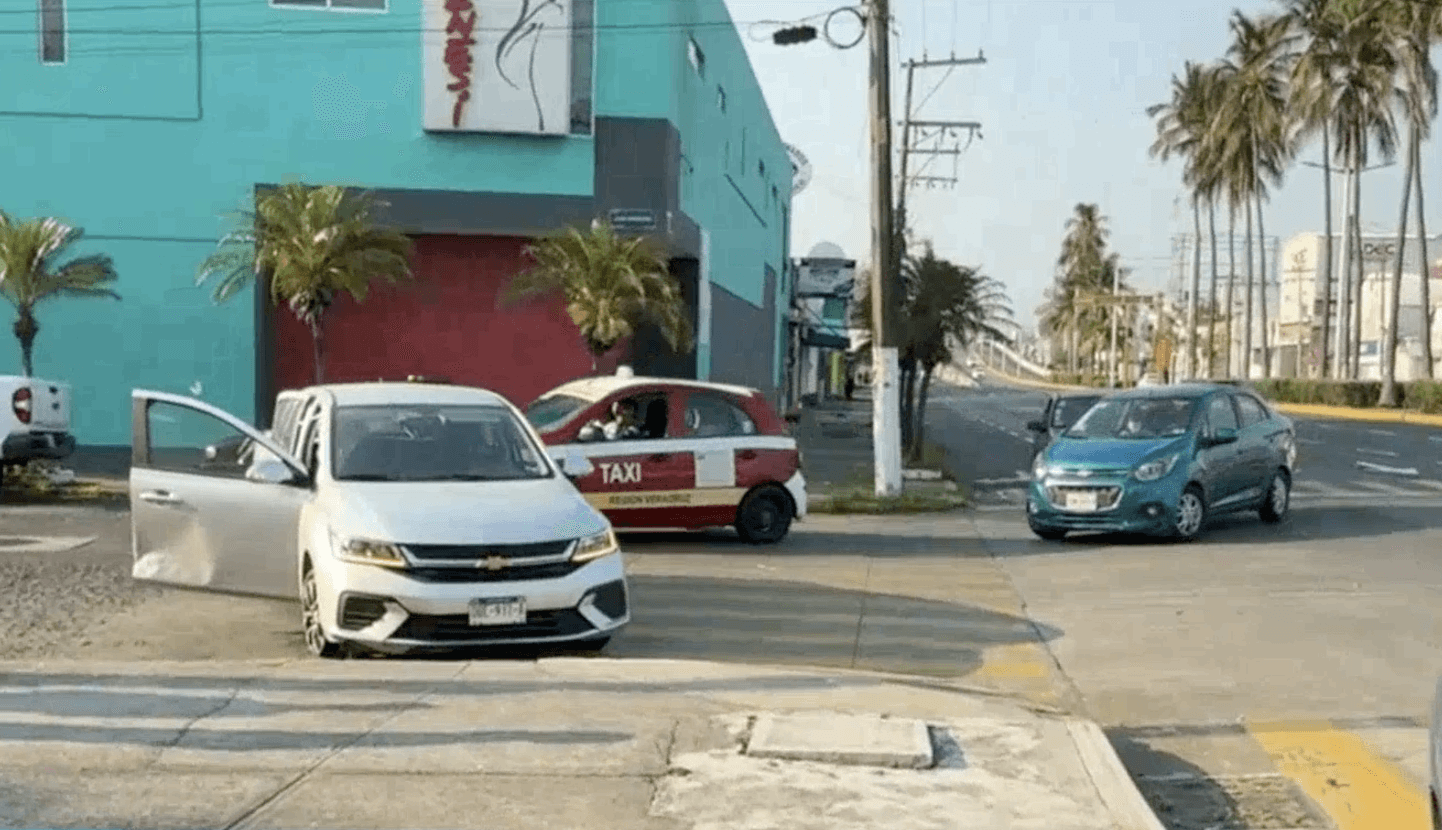 choque entre autos en Veracruz