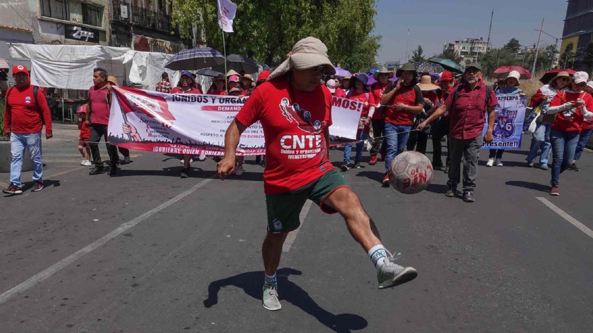 Marcha de Maestros de la CNTE Mañana 25 de Mayo