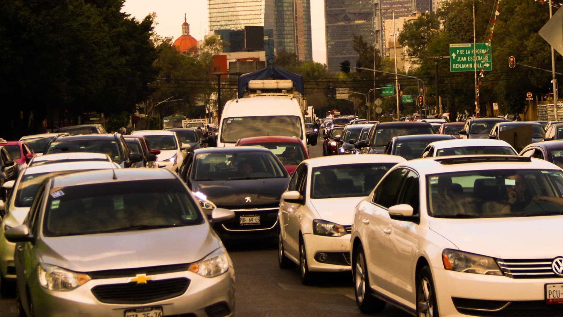 ¿Hay Doble No Circula 2 de Mayo por Calor y Contingencia en CDMX y Edomex?