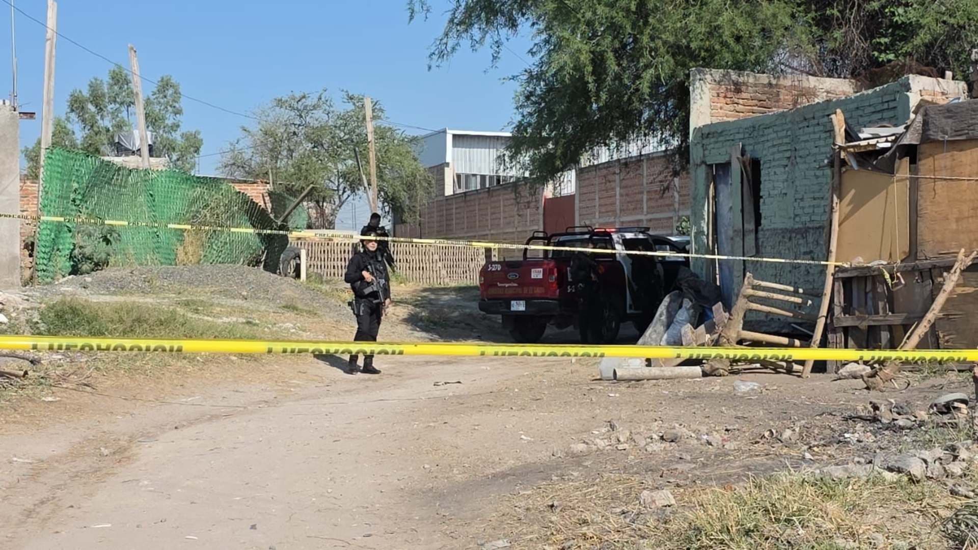 Camioneta policía fallecido