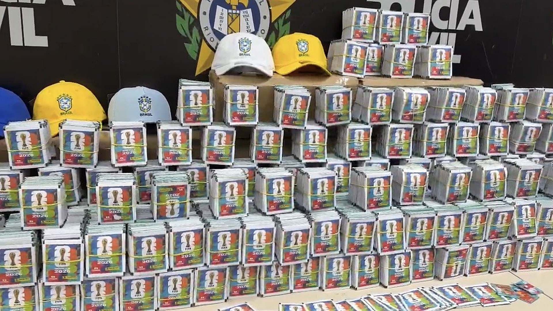 Decomisan 200 mil Estampas Falsas del Álbum del Mundial 2026: Así las Descubrieron