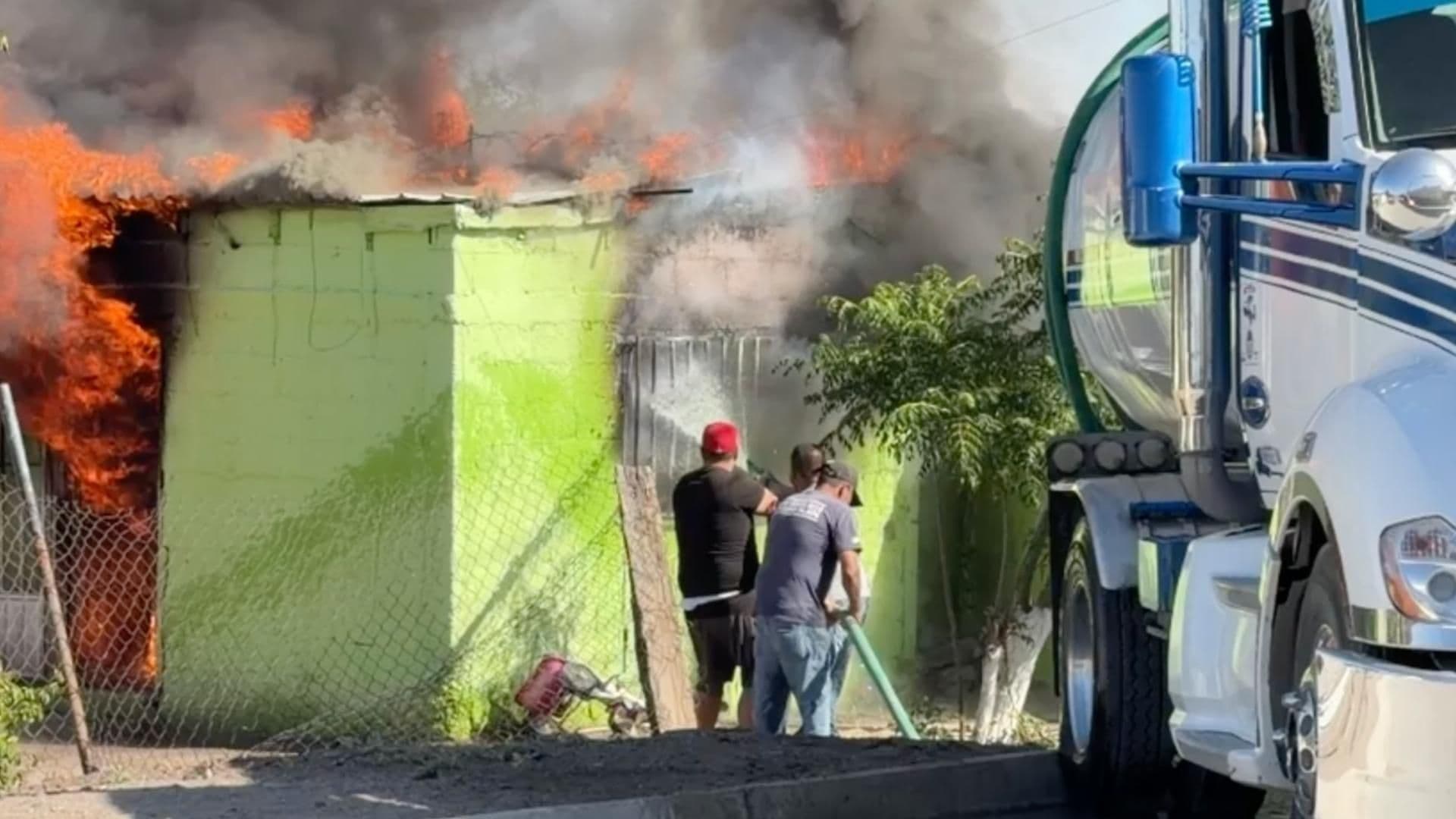 Incendio Consume Vivienda en la Colonia El Papalote de Ciudad Juárez