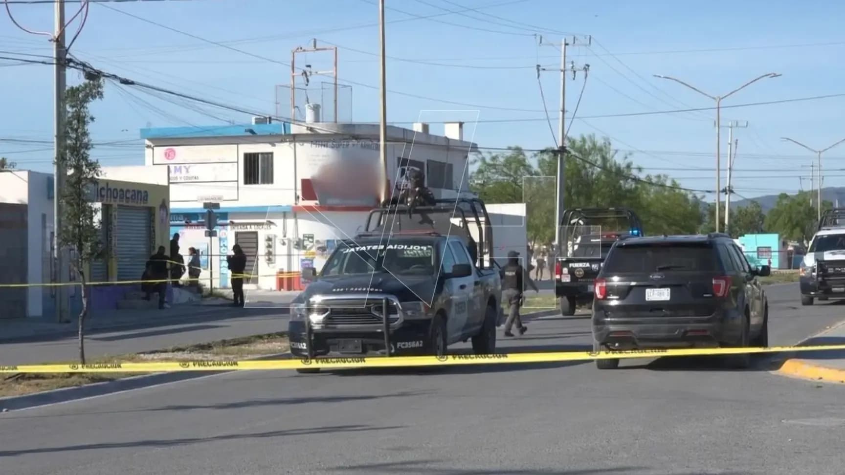 Fuerza Civil acordona calles por multihomicidio en Ciénega de Flores