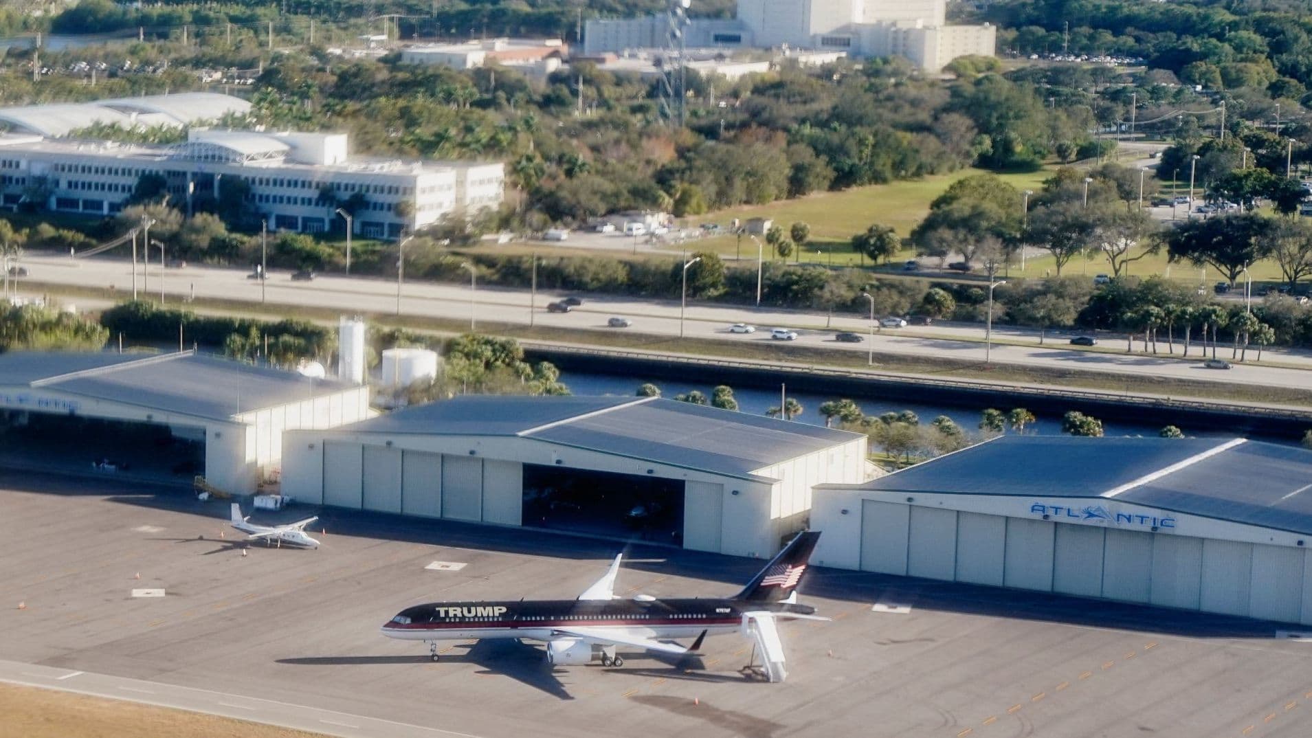 Aprueba Senado de Florida Poner el Nombre de Donald Trump al Aeropuerto de Palm Beach