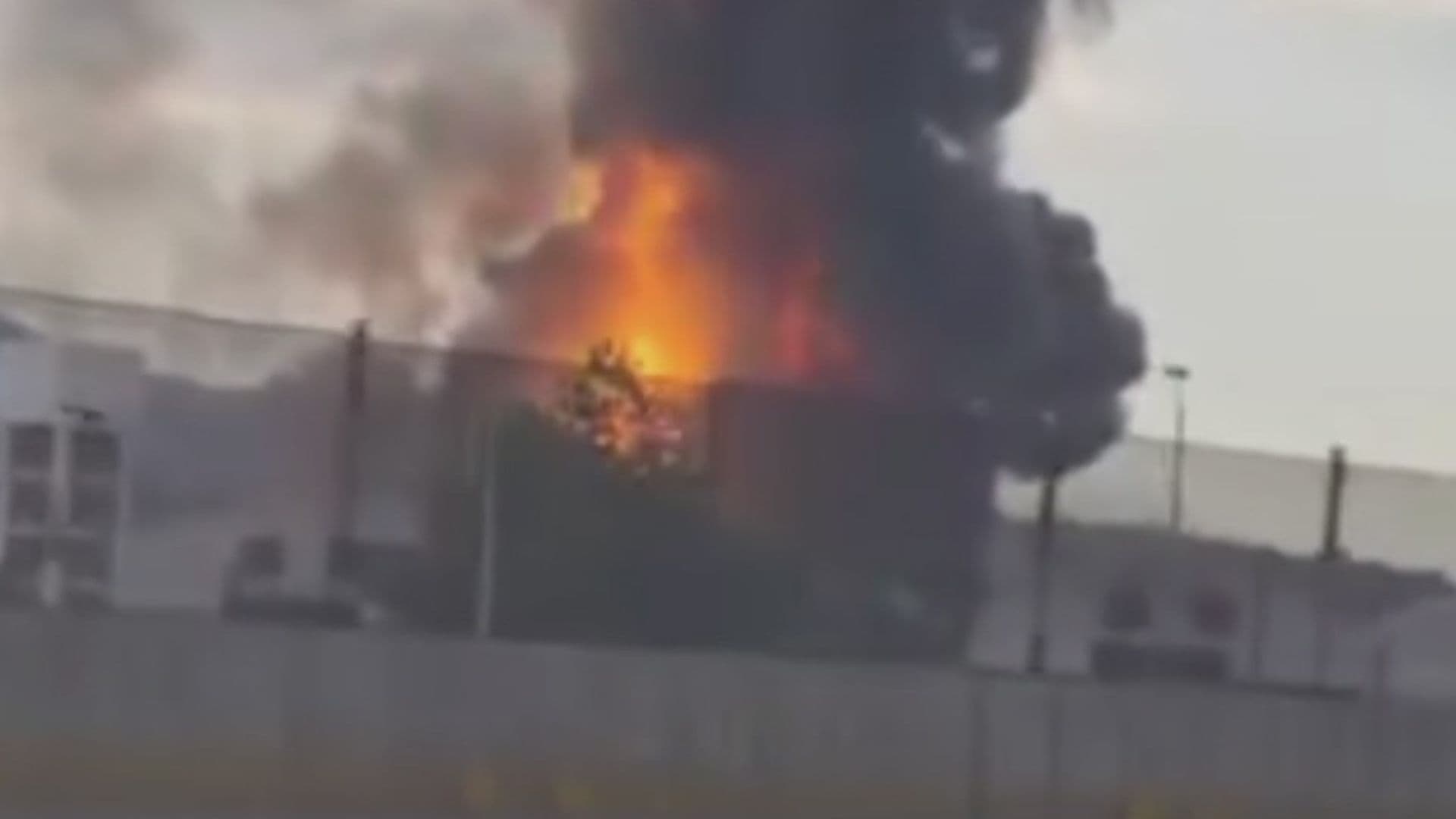 Explota Ducto de Pemex y Provoca Incendio en Tepeji del Río, Hidalgo