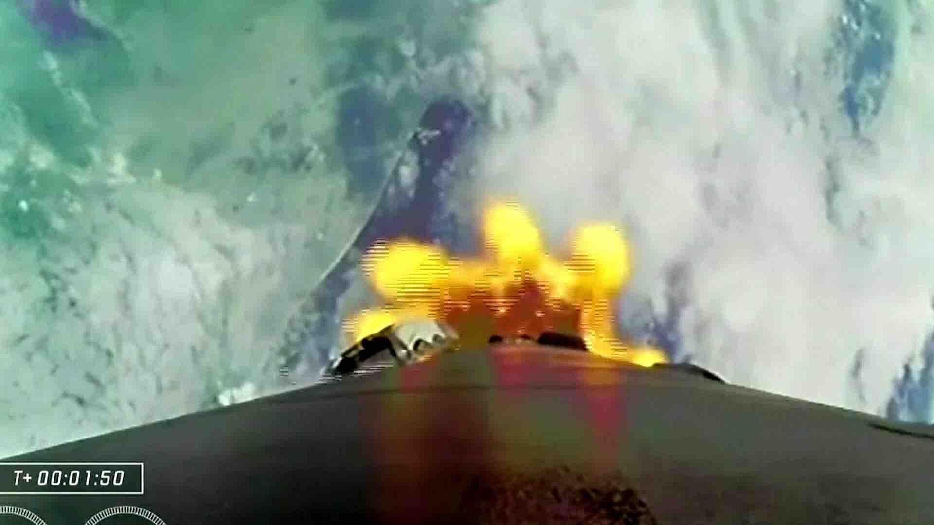 SpaceX Lanza Nave hacia la Estación Espacial Internacional Desde Cabo Cañaveral