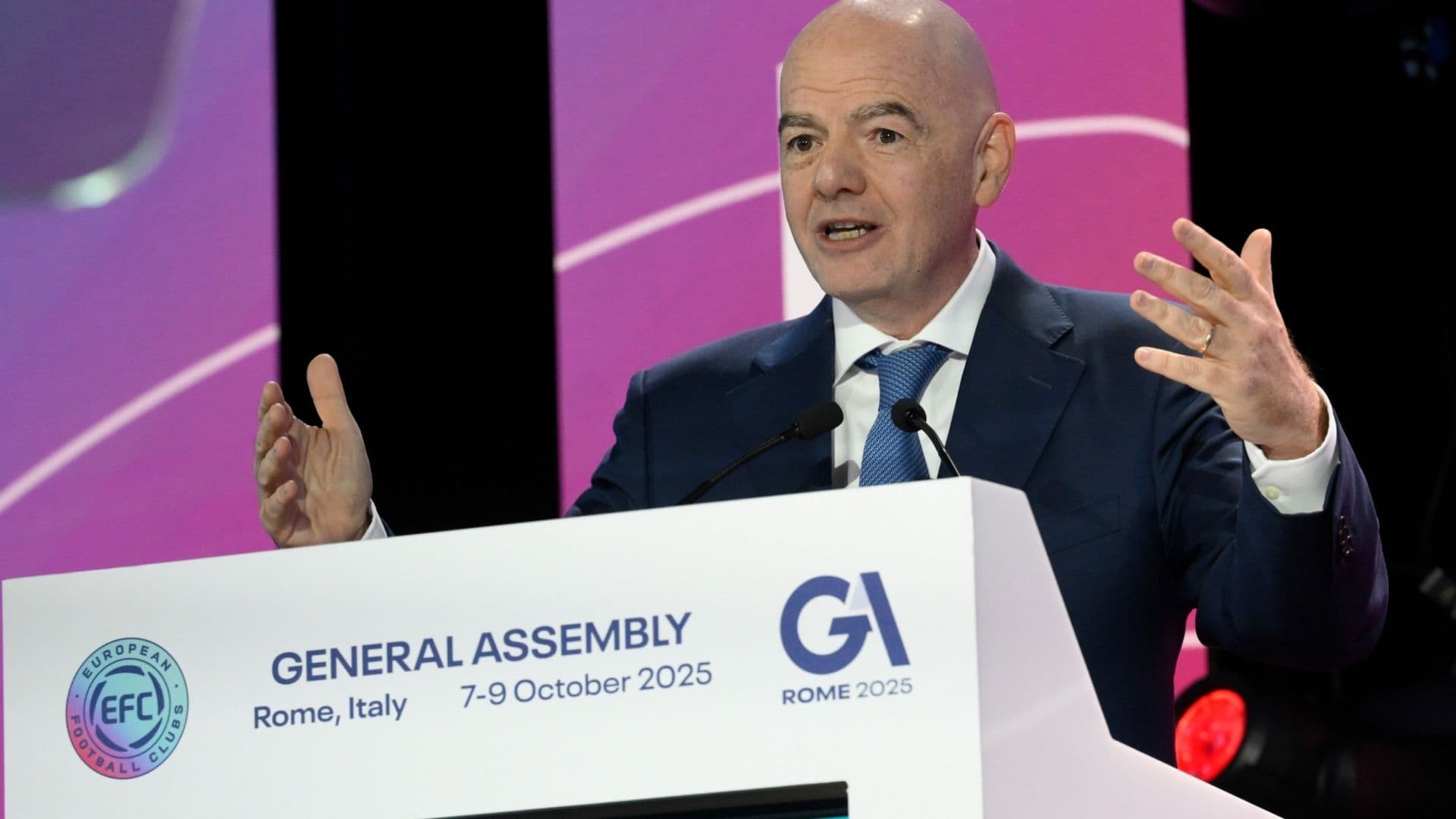 Gianni Infantino propone reconsiderar las fechas tradicionales de los mundiales