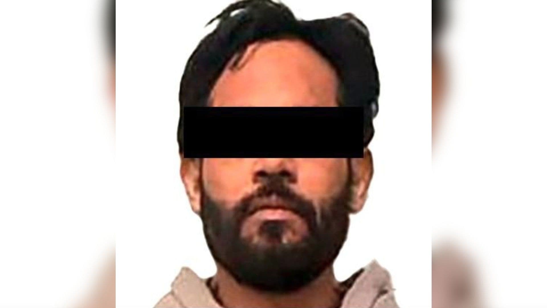 La vinculación a proceso permite que continúe el proceso judicial contra el detenido.