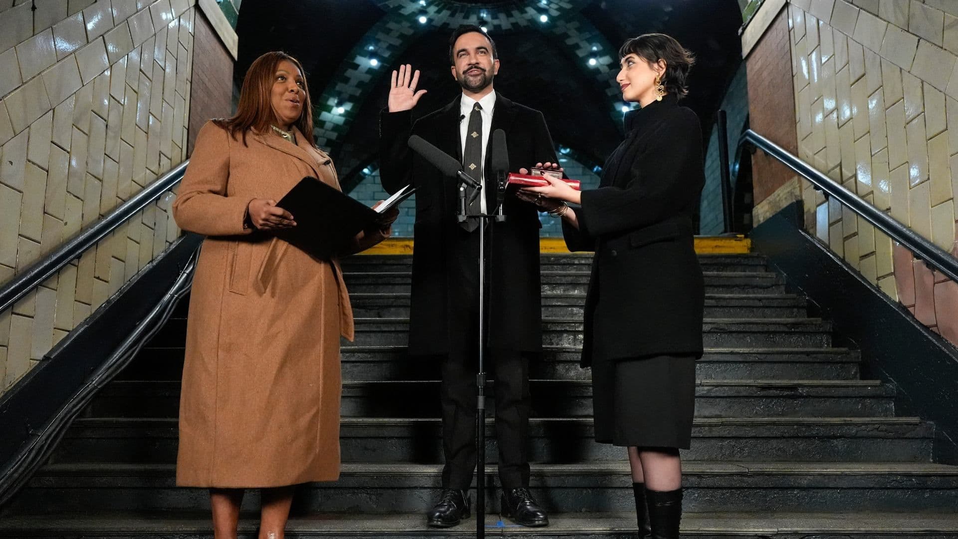 Zohran Mamdani Toma Posesión como Alcalde de NY.