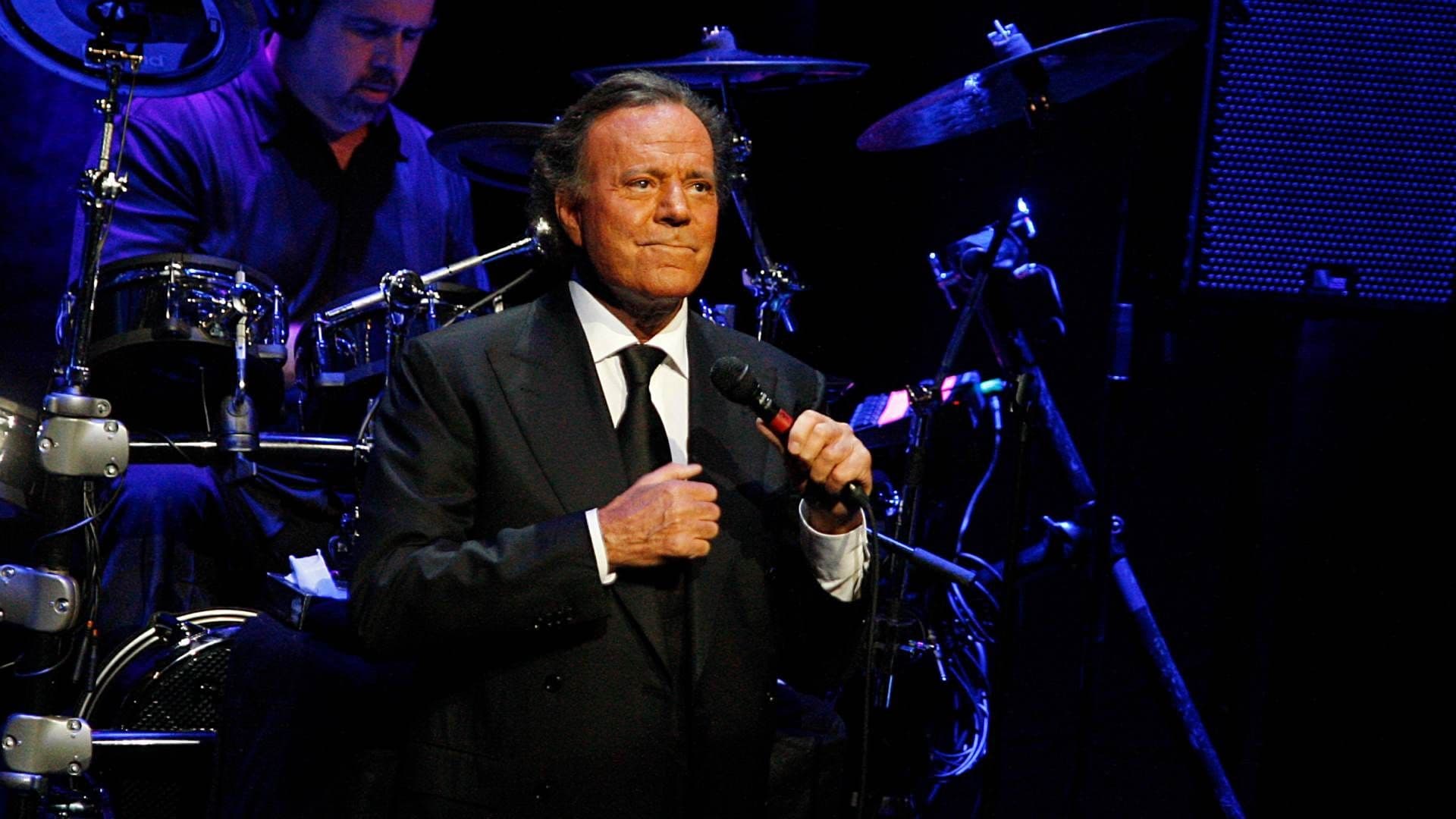 La Fiscalía de la Audiencia Nacional de España Archiva Investigación Contra Julio Iglesias