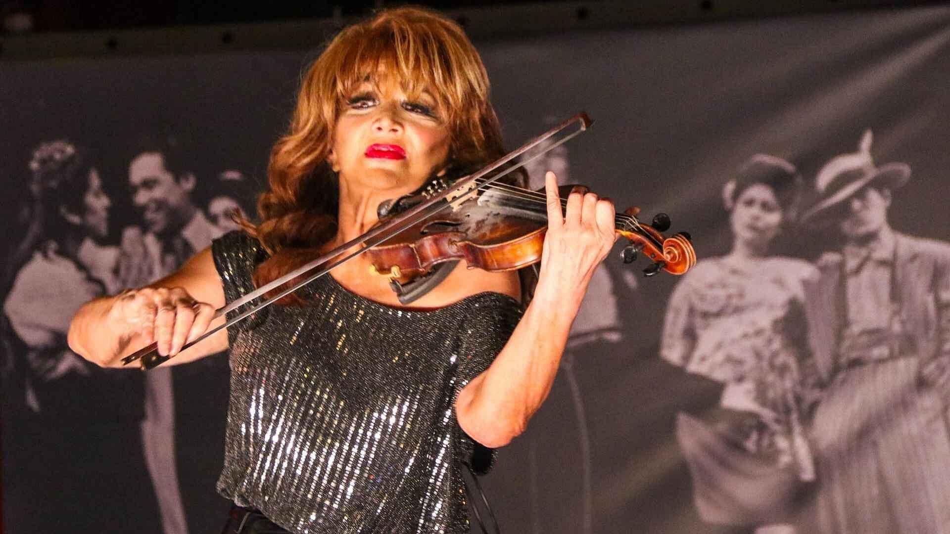 Olga Breeskin en Aventurera; Interpretará Personaje de Carmen Salinas