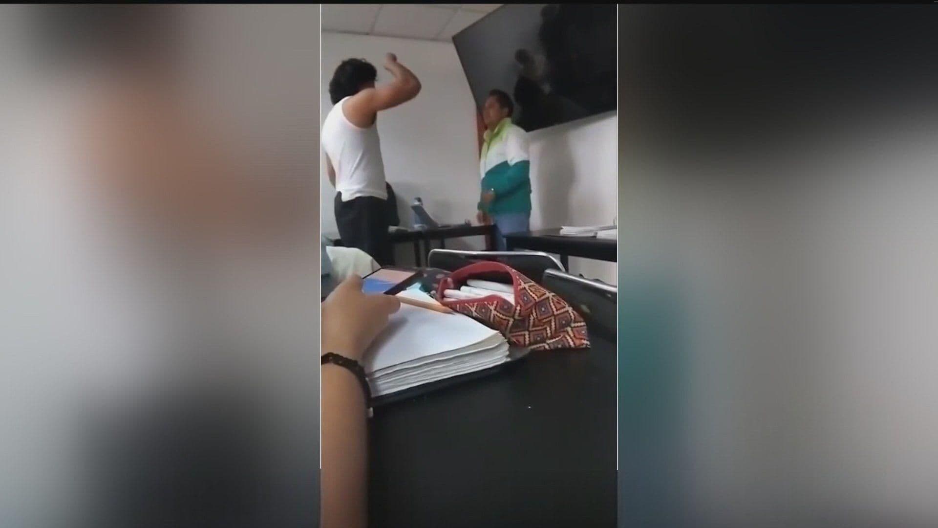 Expulsan a Estudiante de Tulancingo que Agredió a Maestro en Video Viral