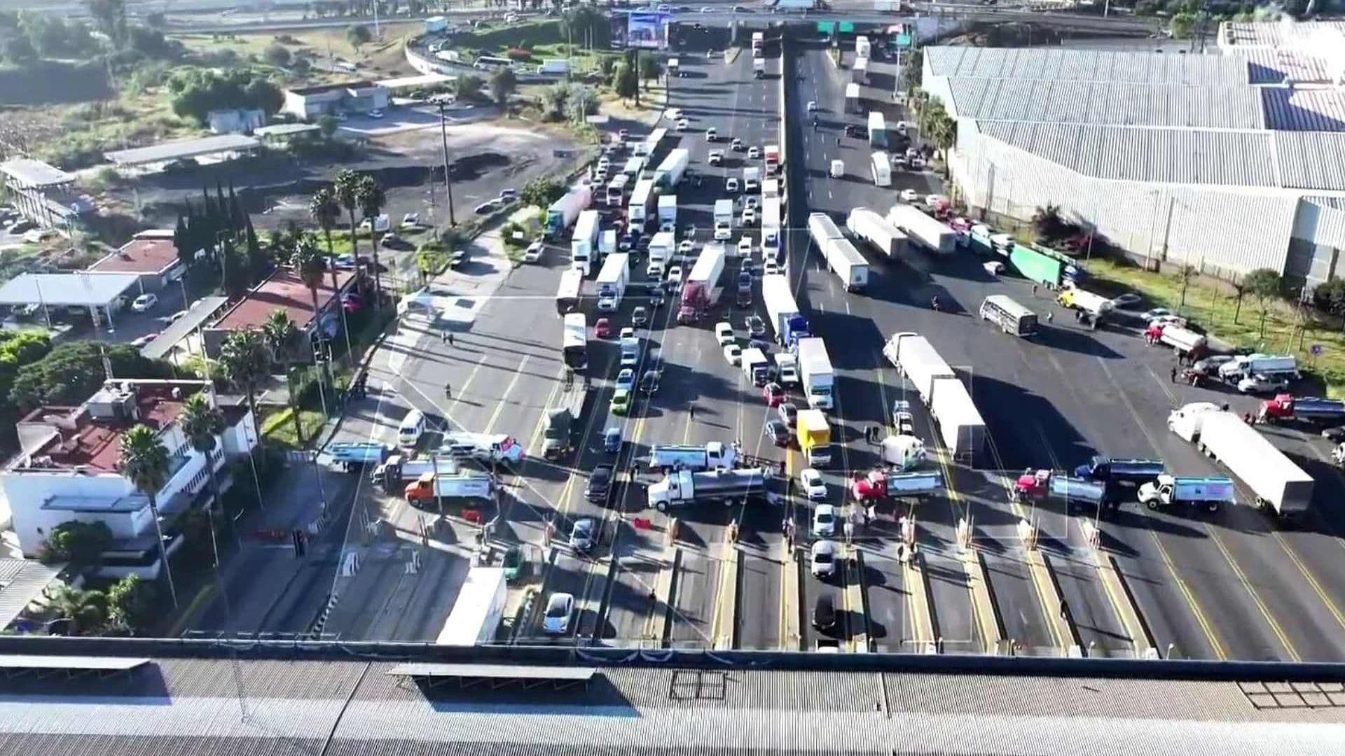 ¿Hay Bloqueo Hoy en la México-Querétaro? Así se Ve el Caos Vial en Caseta de Tepotzotlán