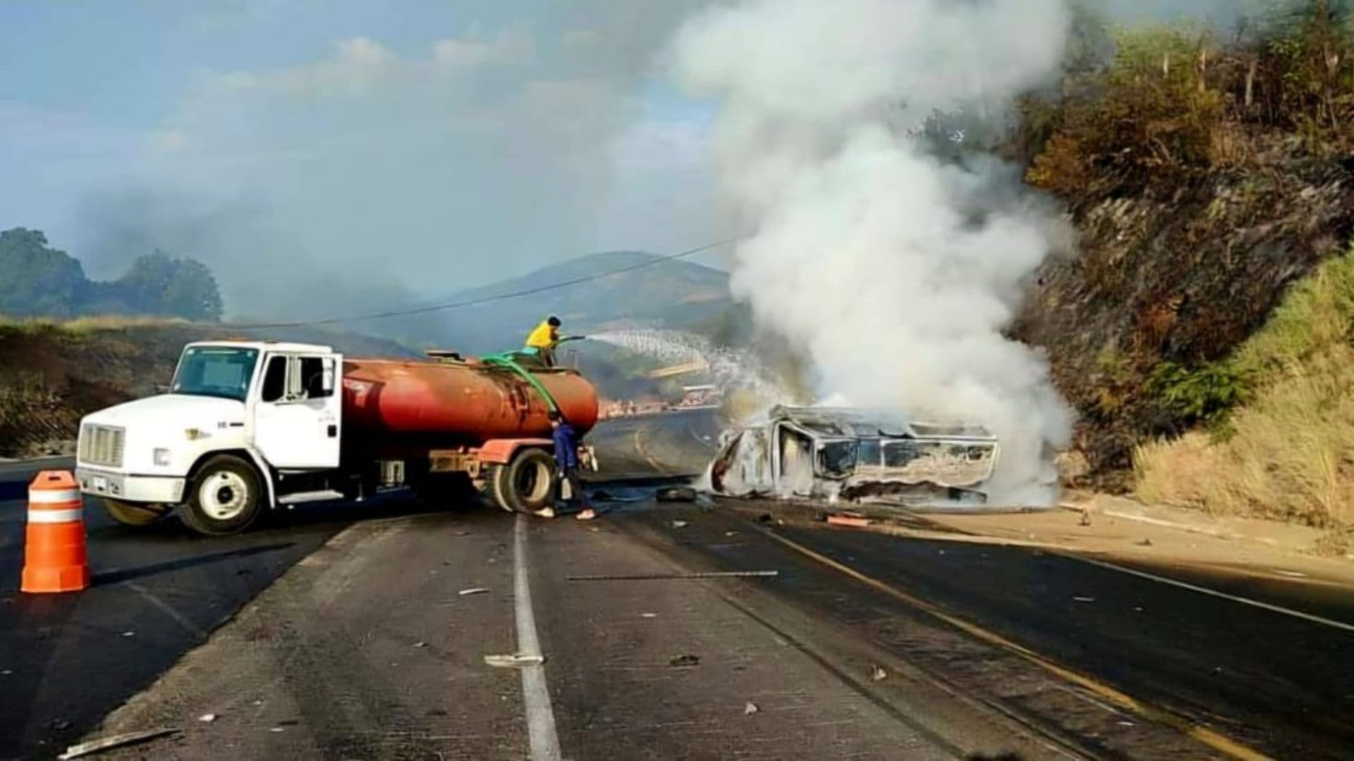 Mueren 8 Queretanos en Fuerte Accidente; Estado de Querétaro Ofrece Apoyo a Familiares