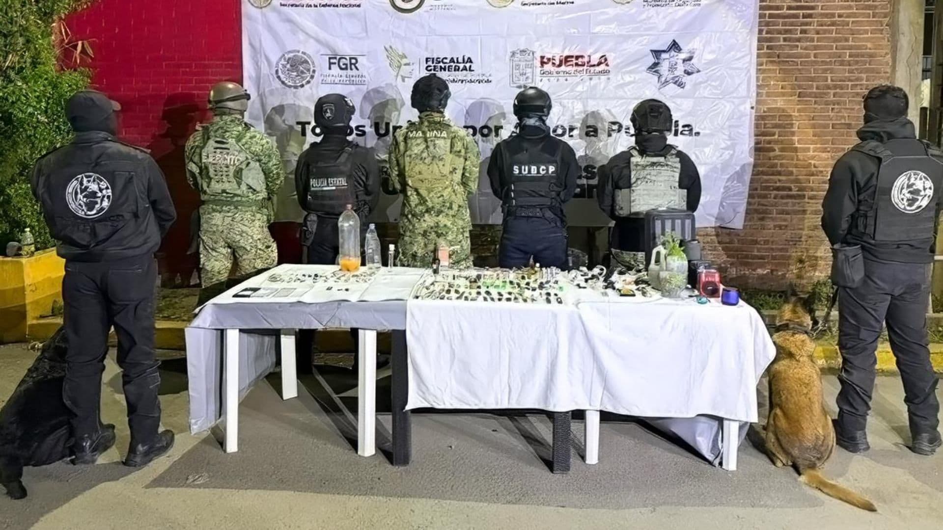 Decomisan Más de 60 Objetos Punzocortantes Durante Operativo en Cereso de Puebla