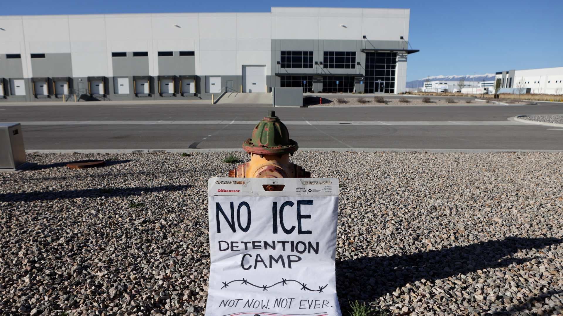 Joven Mexicano Muere Bajo Custodia del ICE; SRE Exige Investigar: Suman 13 Casos en 2026