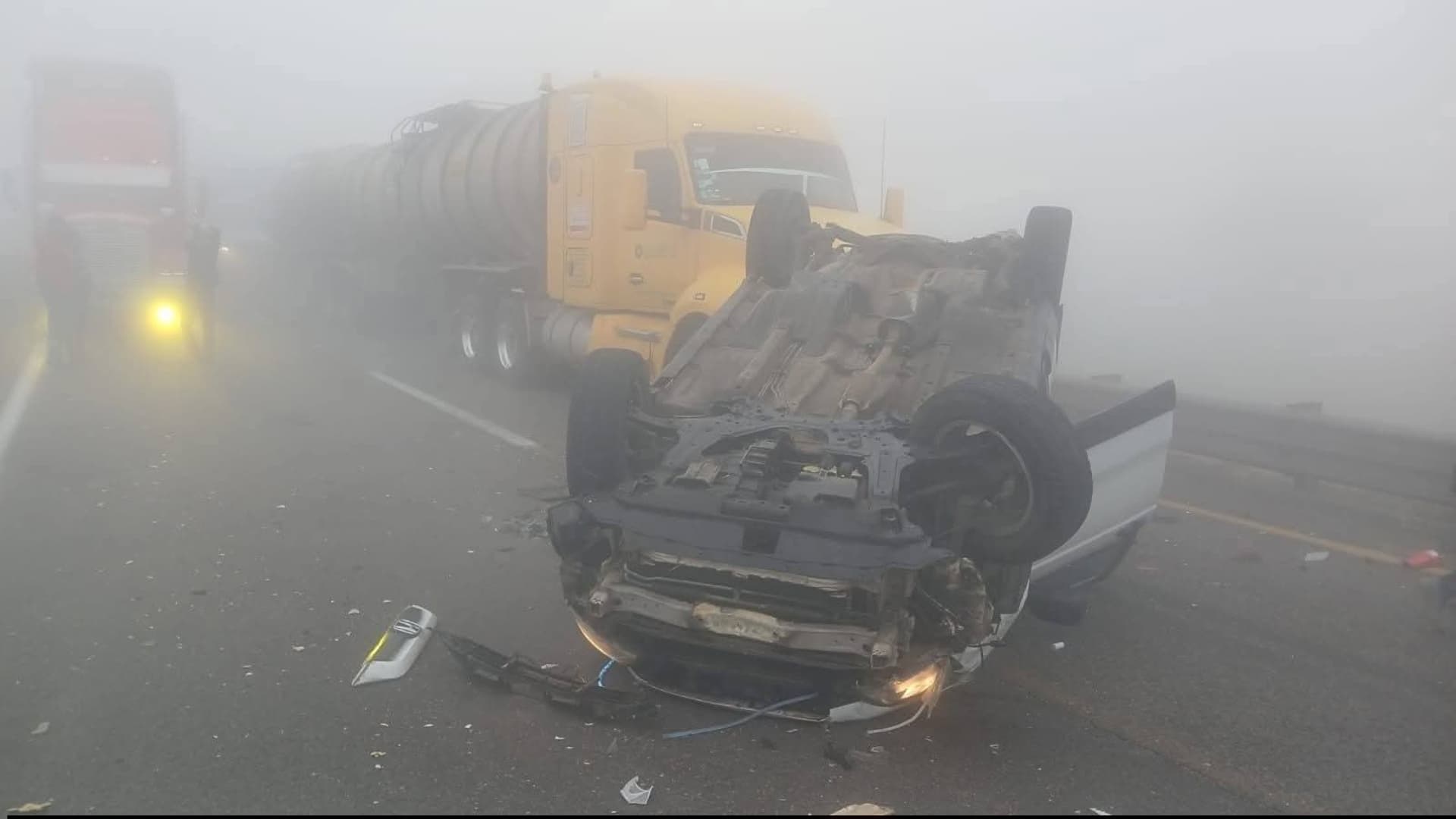 Choque Múltiple entre Cinco Vehículos Paraliza el Tráfico en Autopista Puebla-Orizaba