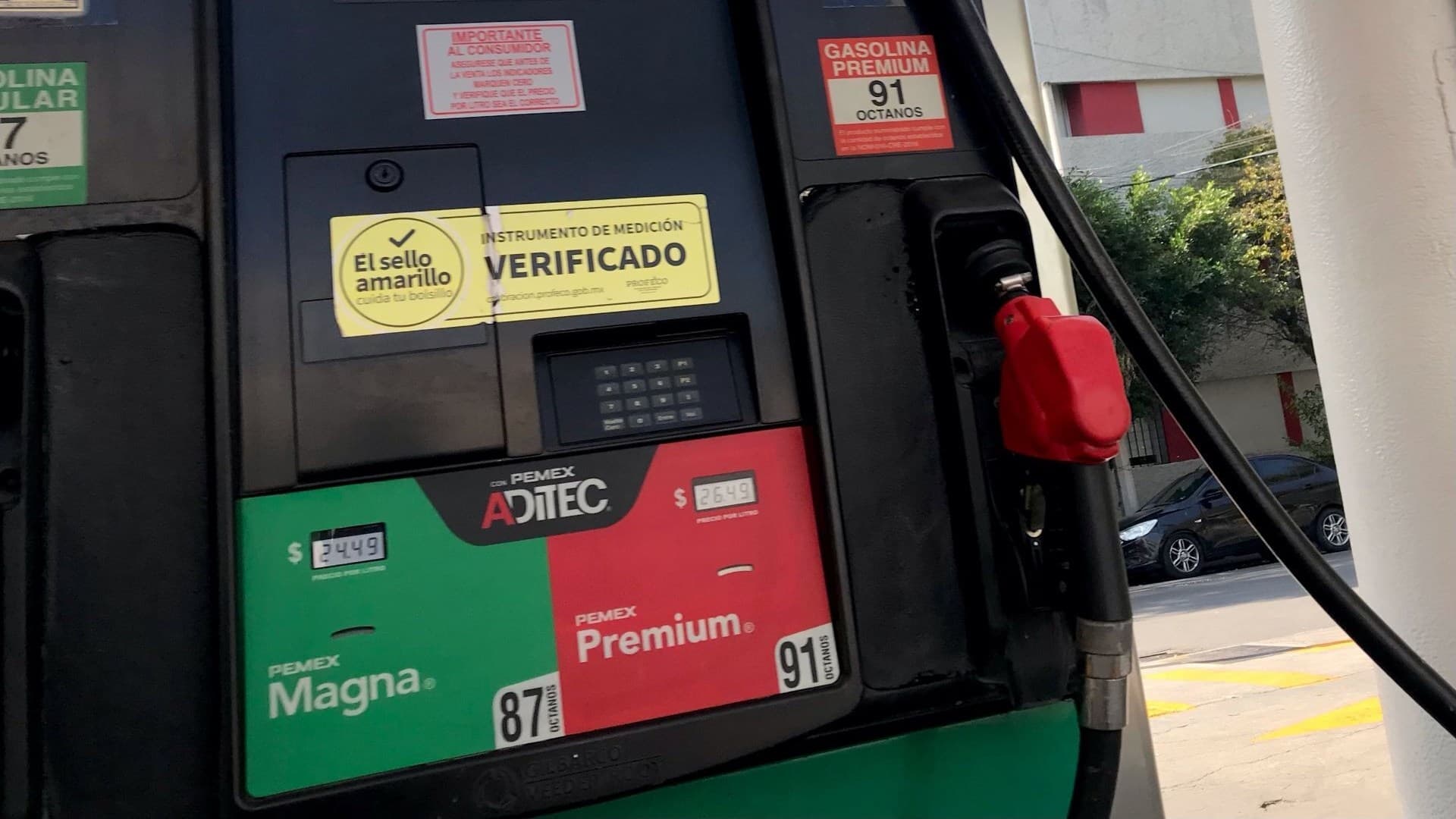 Gasolineros y Representantes de la ANTAD Acuden a Palacio Nacional