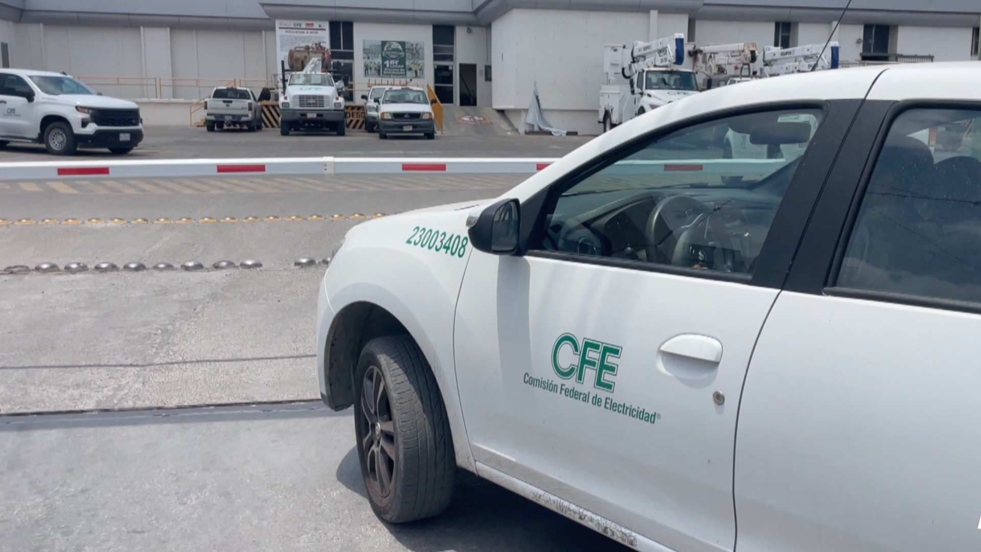 Habitantes de Palmares Exigen a CFE Solución por Constantes Cortes de Luz