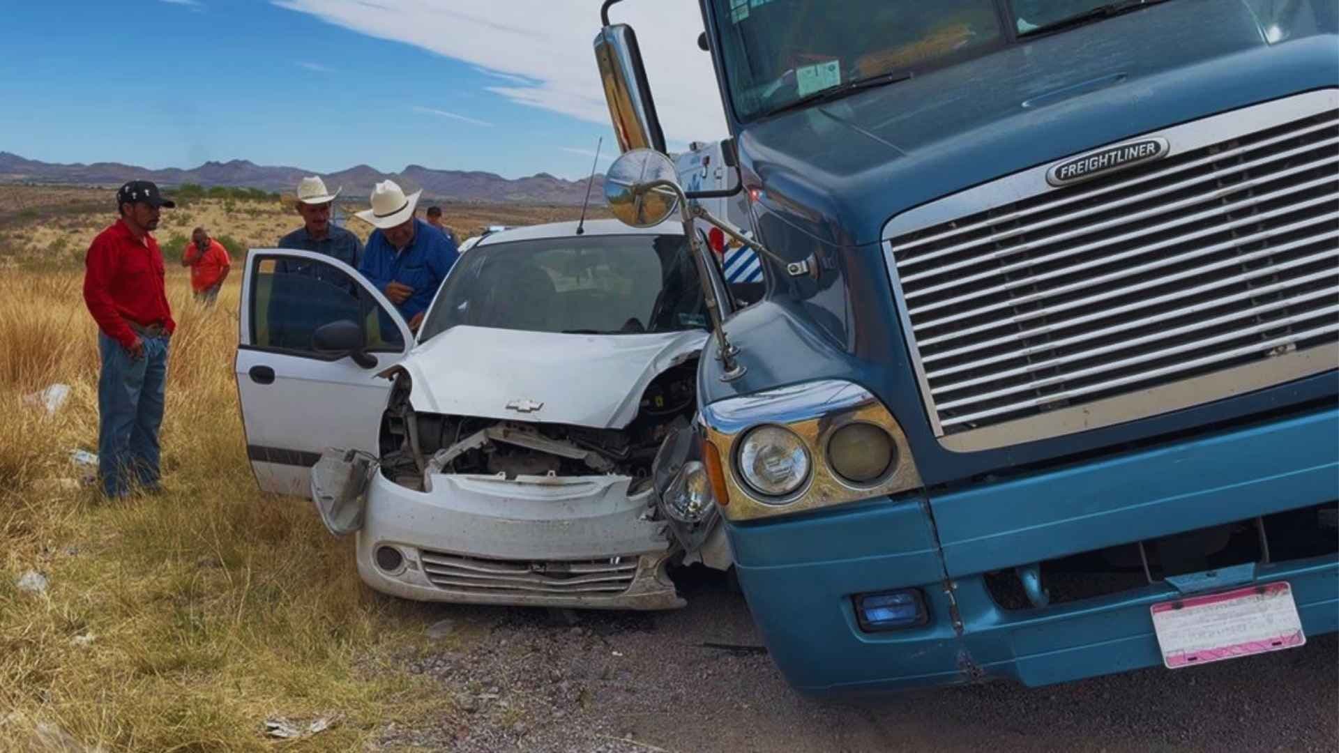 Accidente Vial en la Carretera Chihuahua–Juárez Deja a una Mujer Lesionada